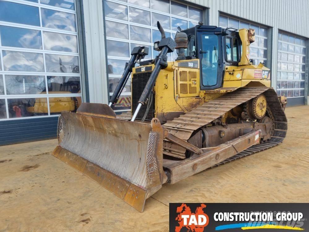 CAT D 6 R Pásové dozéry