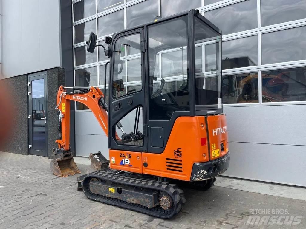 Hitachi ZX19-6 CR Mini rýpadlá < 7t