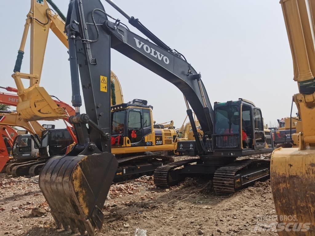 Volvo EC 240 Pásové rýpadlá