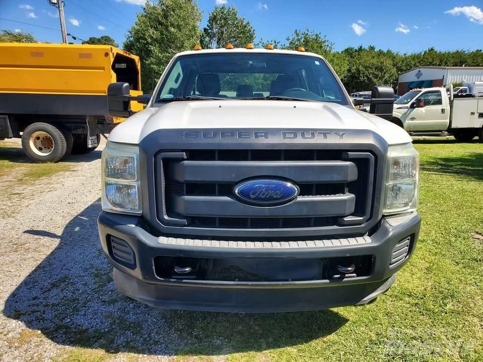 Ford F 350 XL SD Komunálne / Multi-úžitkové vozidlá