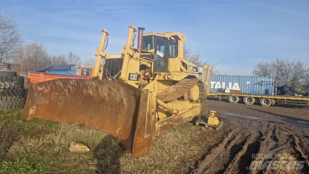 CAT D 8 L Pásové dozéry