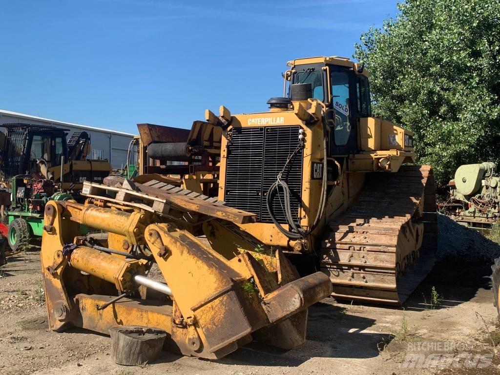 CAT D 8 L Pásové dozéry