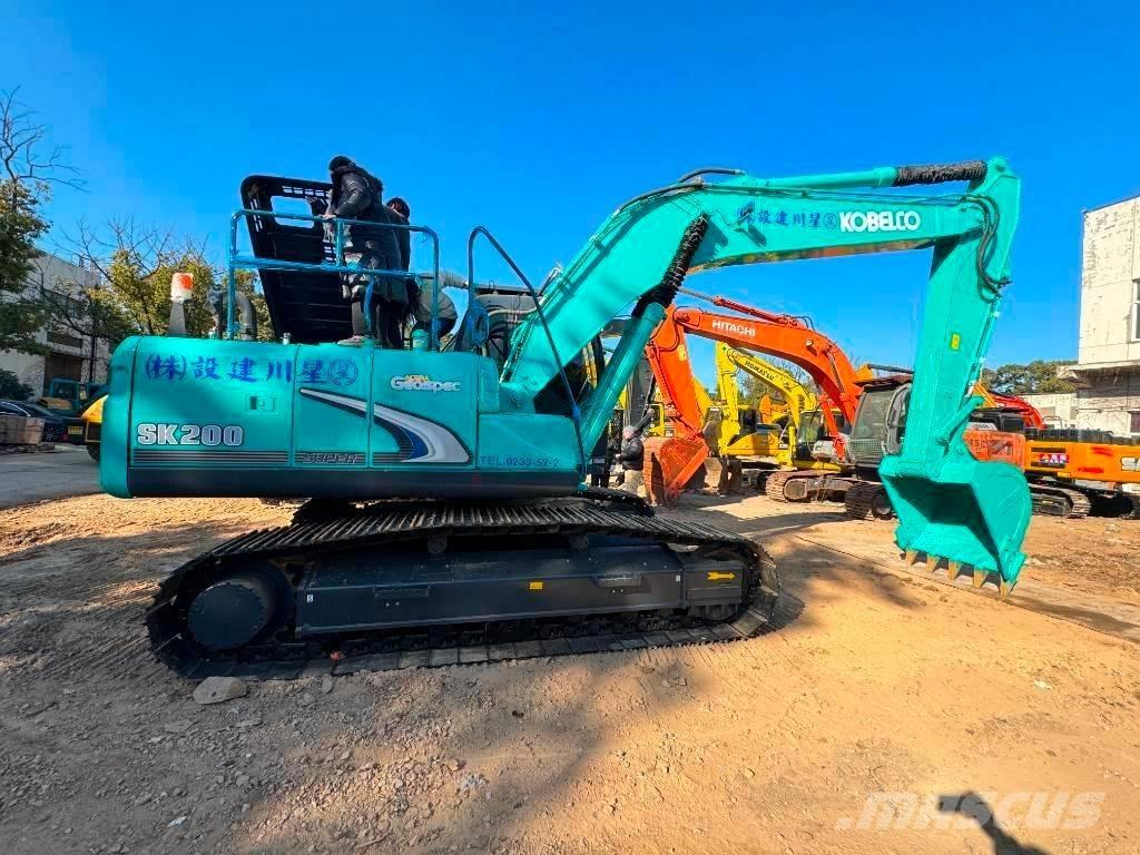 Kobelco SK 200-8 Pásové rýpadlá