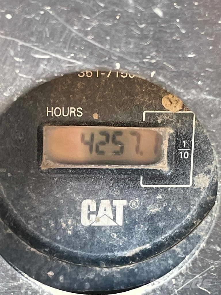CAT 304 E CR Pásové rýpadlá