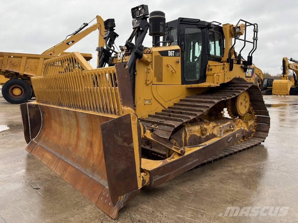 CAT D 6 T LGP Pásové dozéry