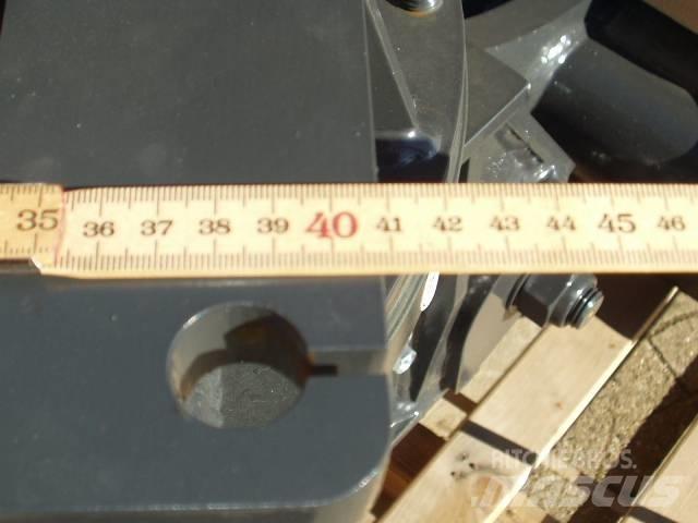  Heinz HT452 - 480 kg. Drapáky