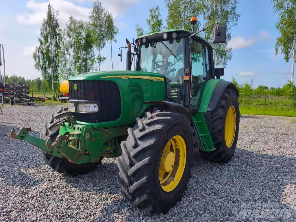 John Deere 6920 Traktory