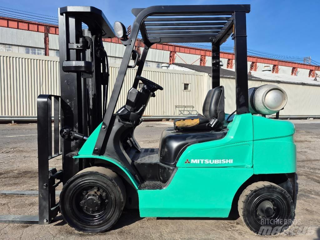 Mitsubishi FG25N Iné