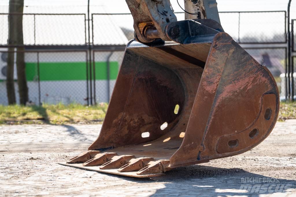 Liebherr R 934 C Pásové rýpadlá