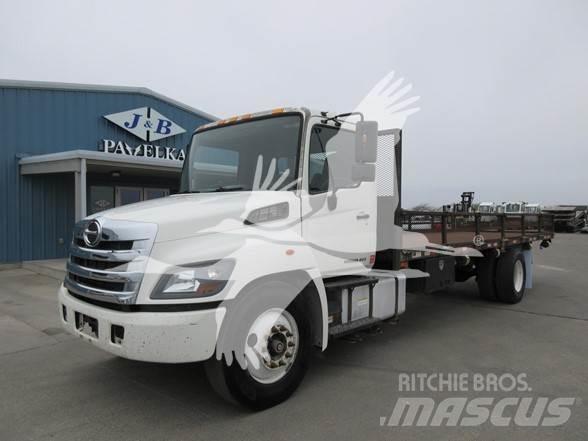Hino 268 Plošinové nákladné automobily/nákladné automobily so sklápacími bočnicami