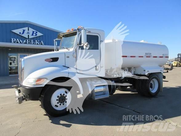 Peterbilt 337 Cisternové nákladné vozidlá