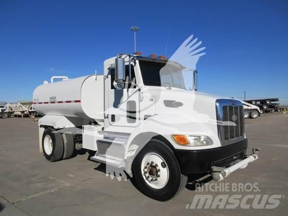 Peterbilt 337 Cisternové nákladné vozidlá