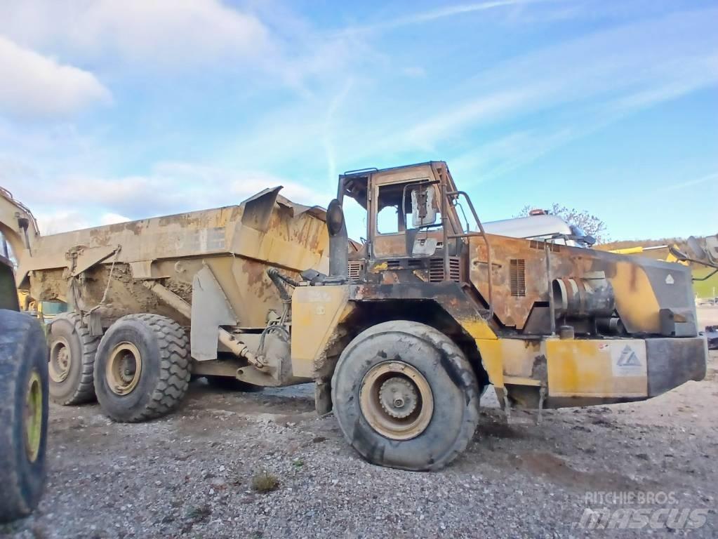 Komatsu HM 300-2 Kĺbové nákladné autá