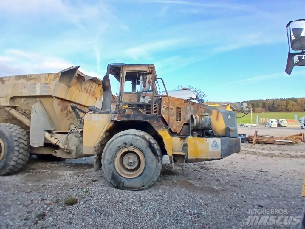 Komatsu HM 300-2 Kĺbové nákladné autá