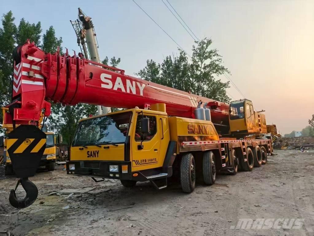 Sany STC1000 C Univerzálne terénne žeriavy