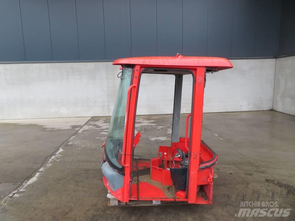 Volvo L 30 B / L 35 Kabíny a interiér