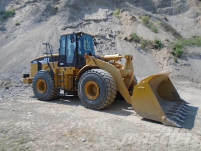 CAT 966 G Kolesové nakladače