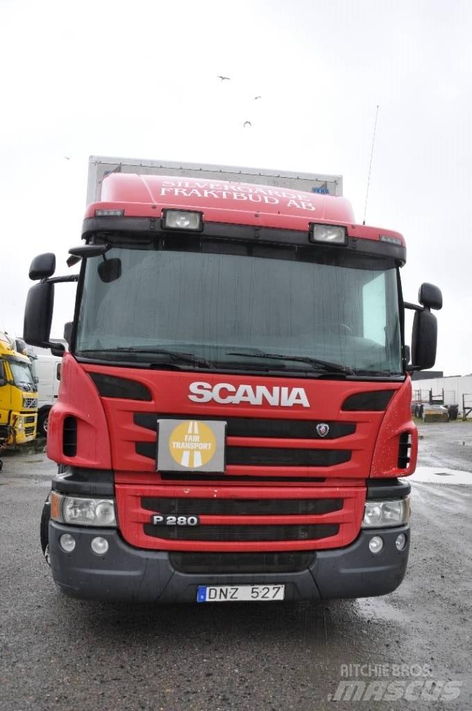 Scania P230 4X2 Skriňová nadstavba