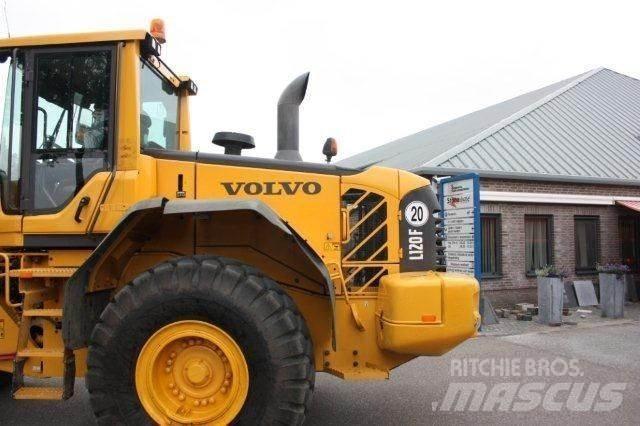 Volvo L 120 F Kolesové nakladače
