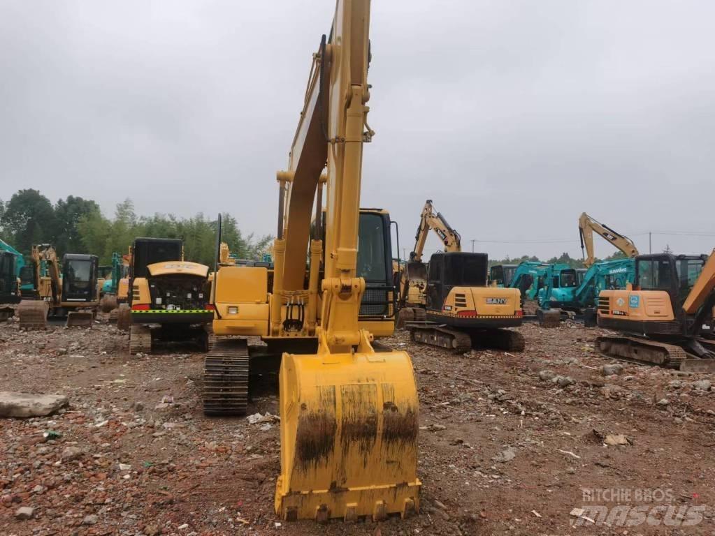 Komatsu PC 130 Midi rýpadlá 7 t - 12 t