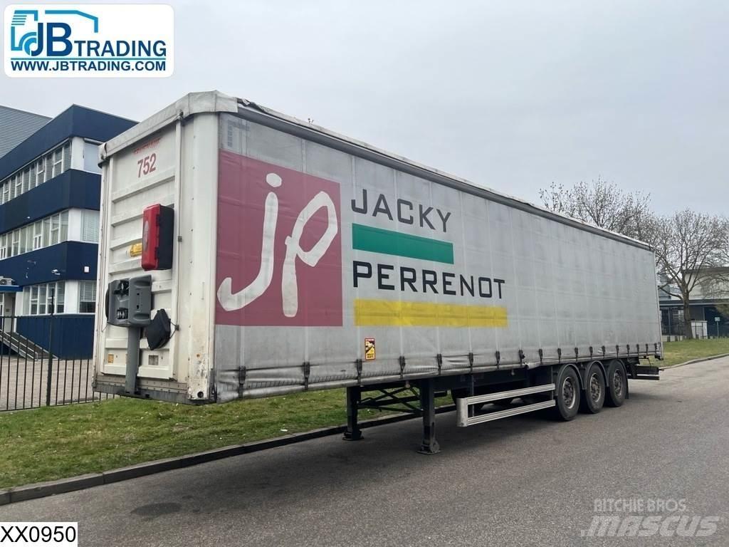 Fruehauf Tautliner Plachtové návesy