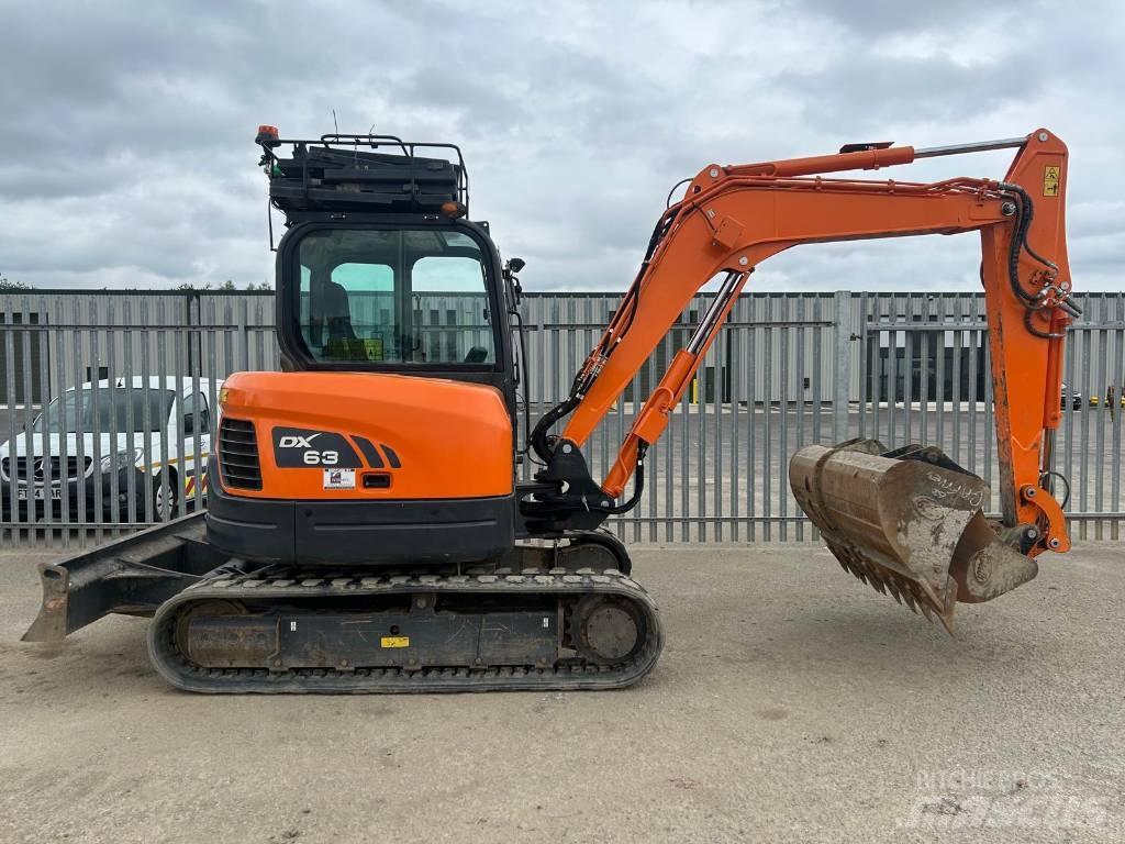 Doosan DX 63-3 Pásové rýpadlá