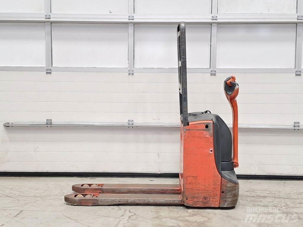 Linde T16 Nízkozdvižný vozík