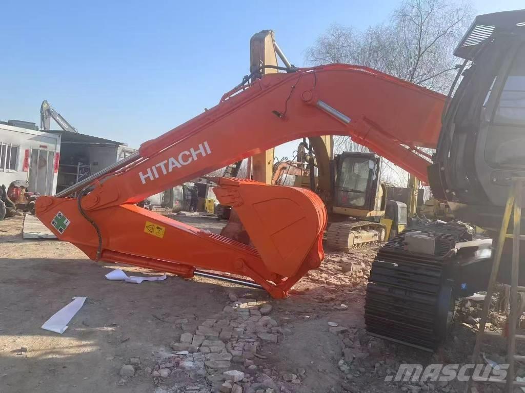 Hitachi ZX 350 Pásové rýpadlá