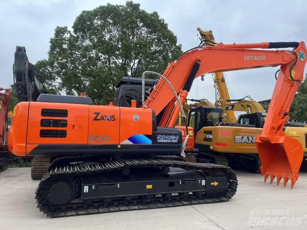 Hitachi zx200 Pásové rýpadlá