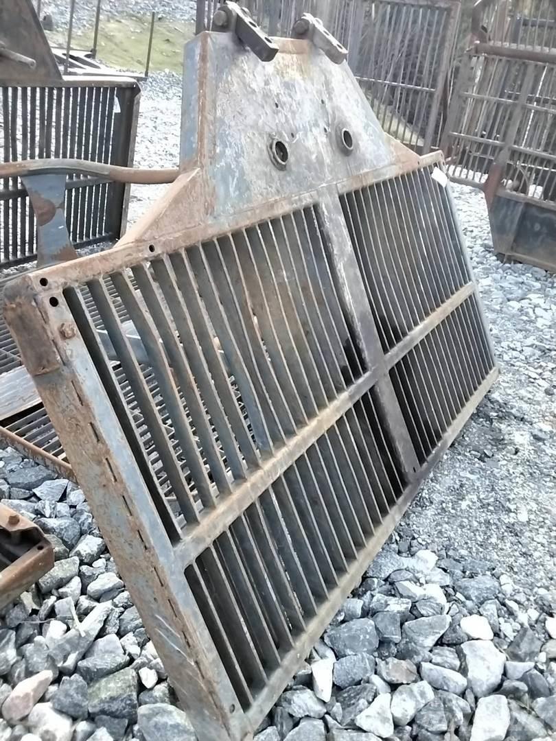 Valmet 840.3 Ďalšie komponenty