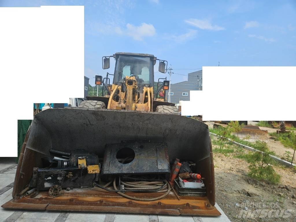 CAT 972 H Kolesové nakladače
