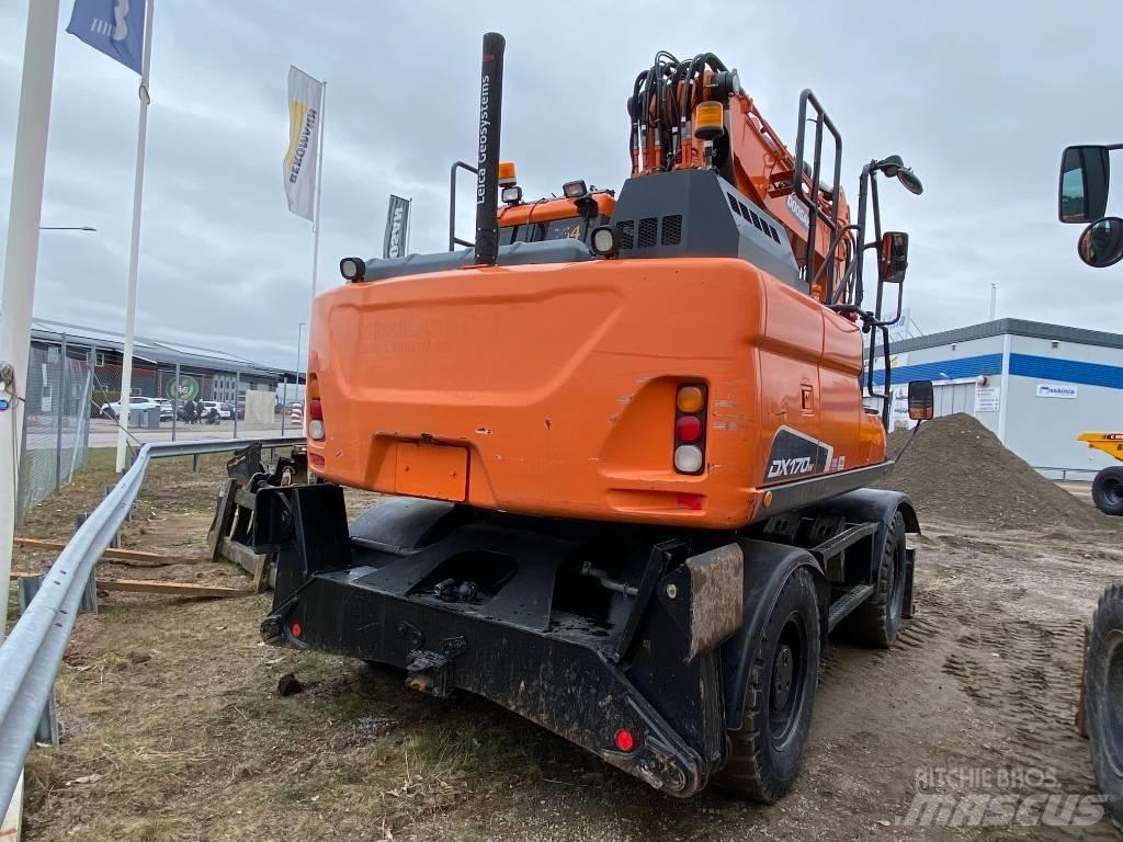 Doosan DX170W-5 Kolesové rýpadlá