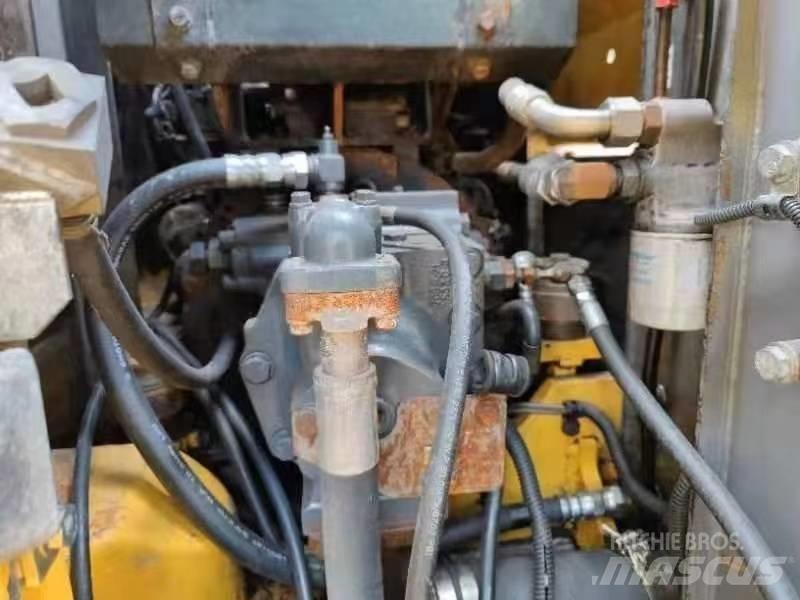 Komatsu PC 128 US-2 Pásové rýpadlá