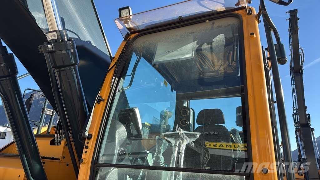 Hyundai HX235LCR Špeciálne bagre