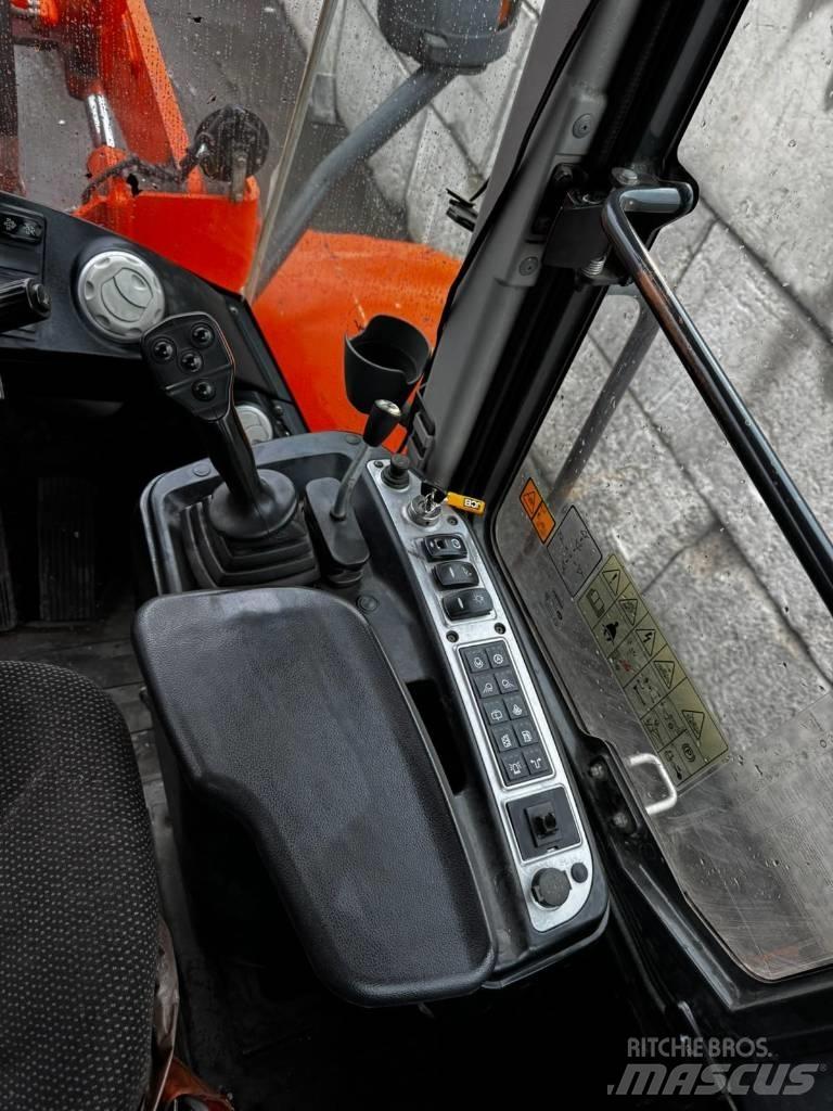 Doosan DL250-5 Kolesové nakladače