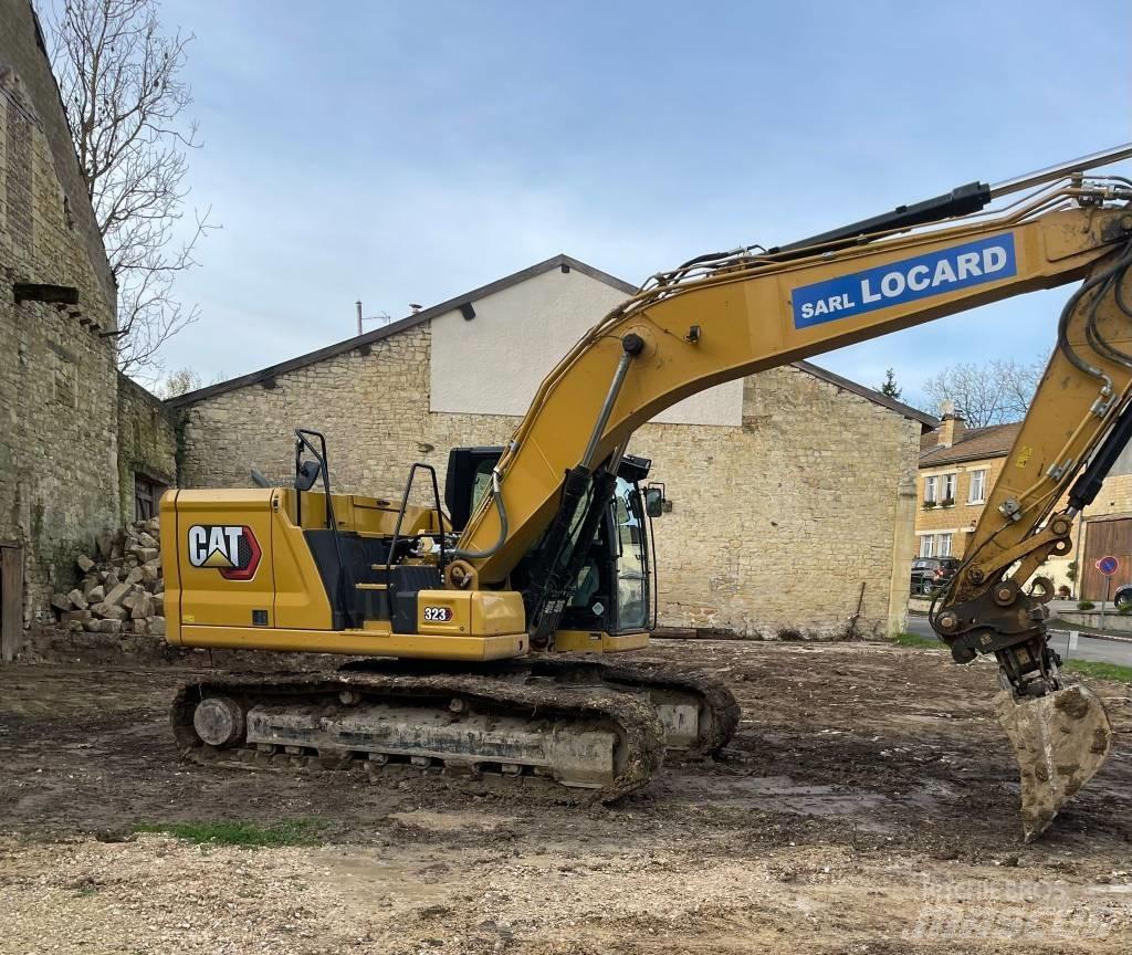 CAT 323 Pásové rýpadlá