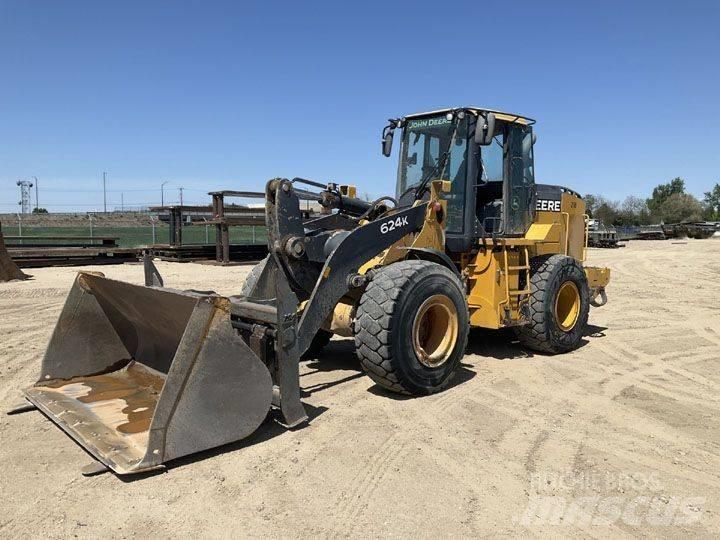John Deere 624KII Kolesové nakladače