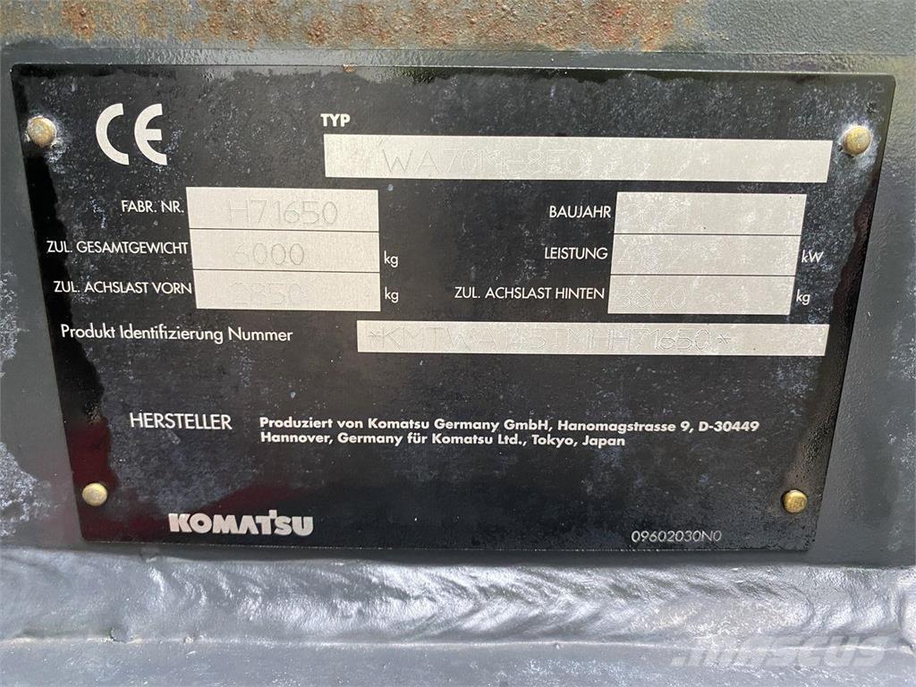 Komatsu WA70M-8EO Viacúčelové nakladače