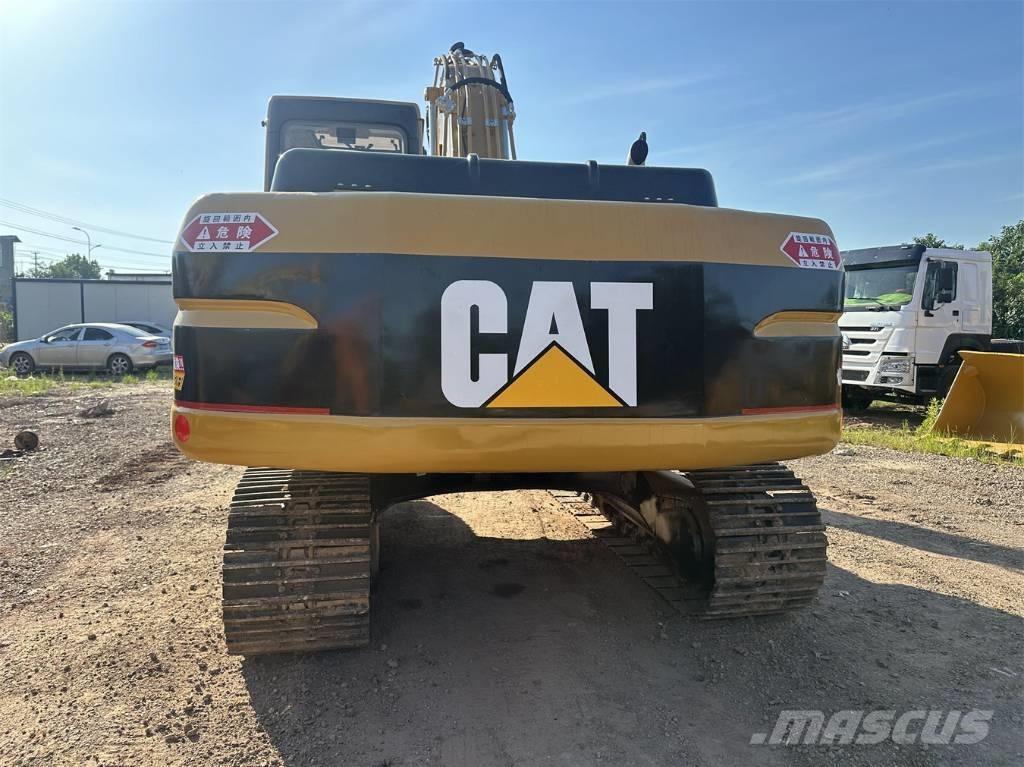 CAT 320 B L Pásové rýpadlá