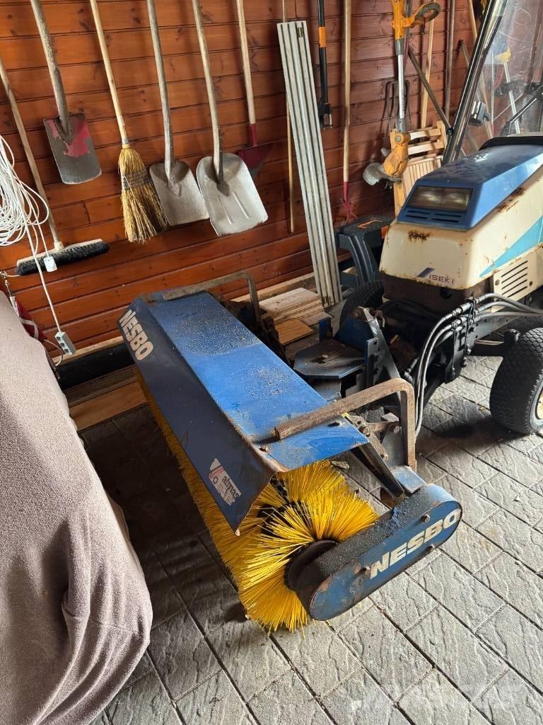 Iseki Hydro Ďalšie cestné a snežné stroje