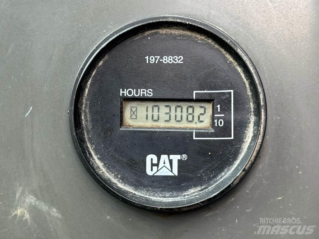 CAT M315D Kolesové rýpadlá
