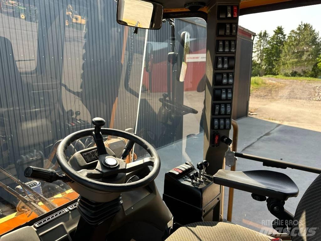 Ljungby L 11 Kolesové nakladače