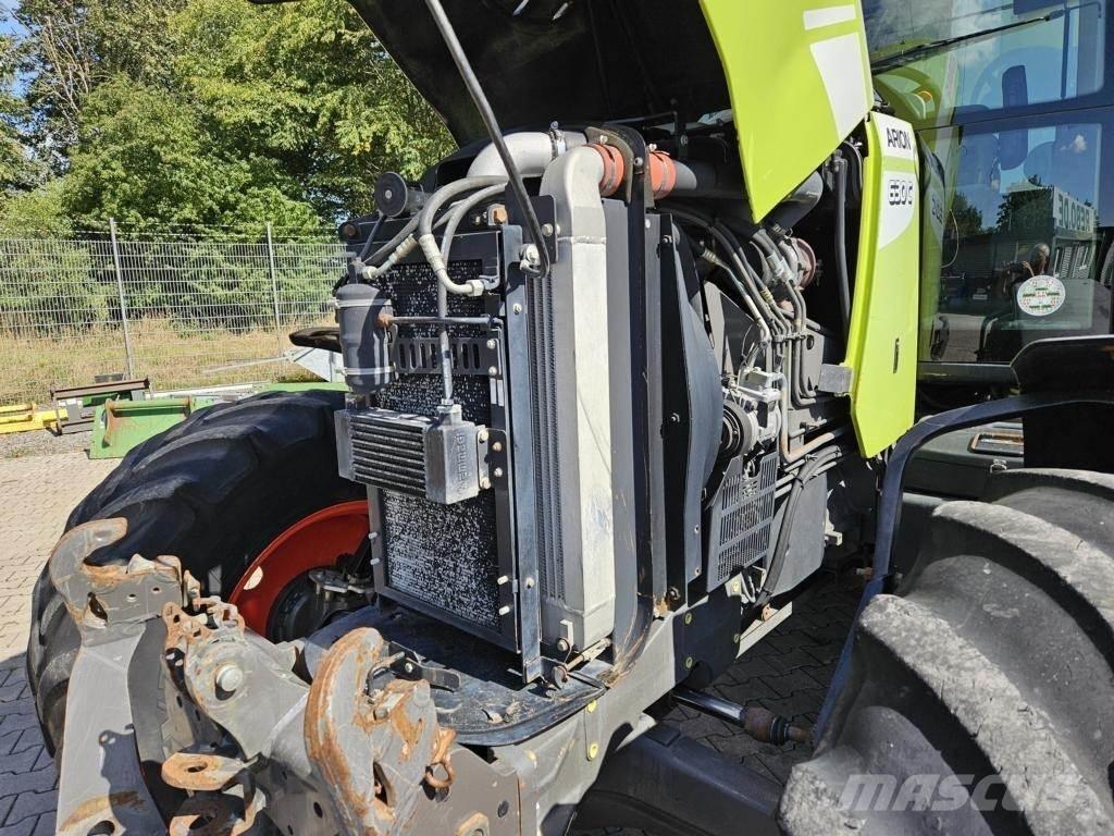 CLAAS ARION 630C Traktory