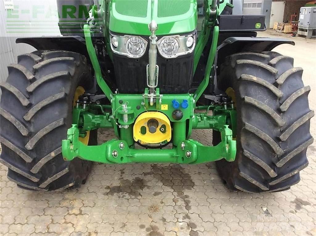 John Deere 6100 m Traktory