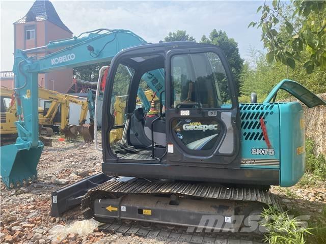 Kobelco sk75 Pásové rýpadlá