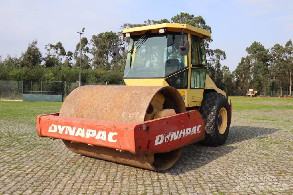 Dynapac CA402D Ťahačové valce