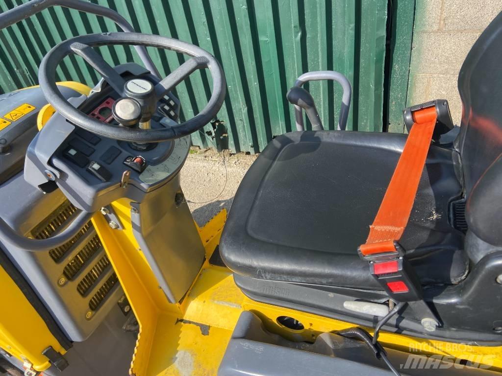 Atlas Copco cc 800 Tandemové valce