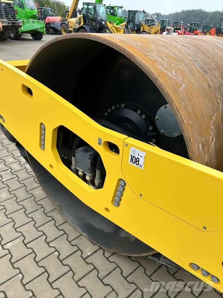 Bomag BW 211 D-5 Ťahačové valce