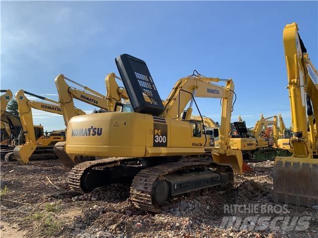 Komatsu PC 300 Pásové rýpadlá