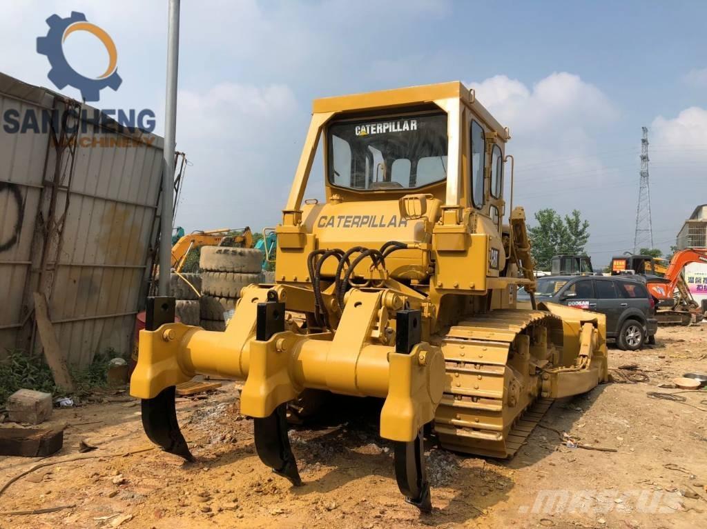 CAT D 8 K Pásové dozéry